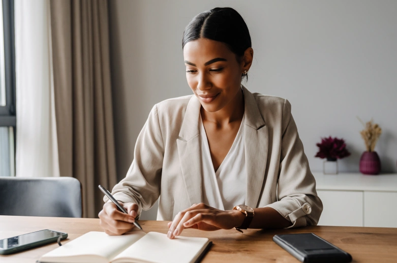 Finanças Pessoais para Psicólogas em 2026: Como Organizar Sua Vida Financeira e Alcançar Seus Objetivos